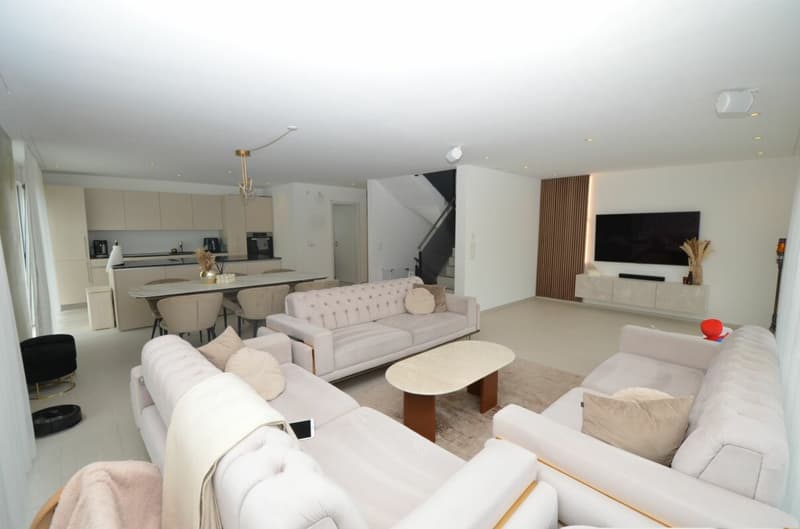 Top modernes Einfamilienhaus mit Garage (2)