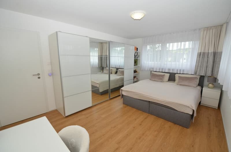 Top modernes Einfamilienhaus mit Garage (5)