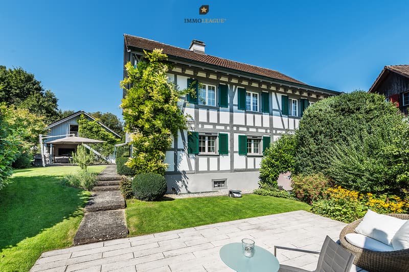 Einzigartiges Riegelhaus-Anwesen mit Pool.