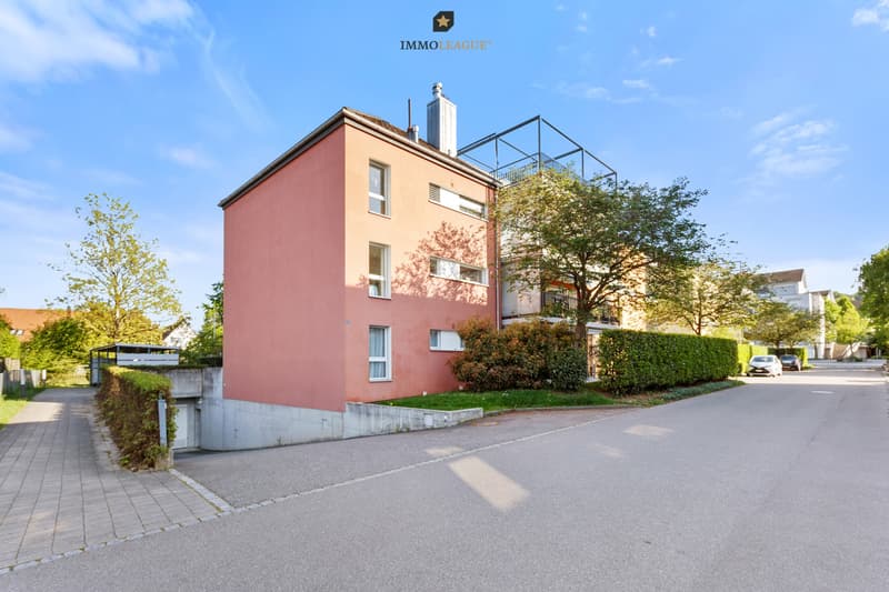 Gepflegtes Mehrfamilienhaus.