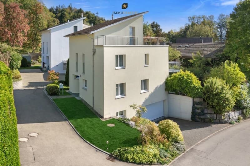 Moderne Architektur trifft auf Idyll.