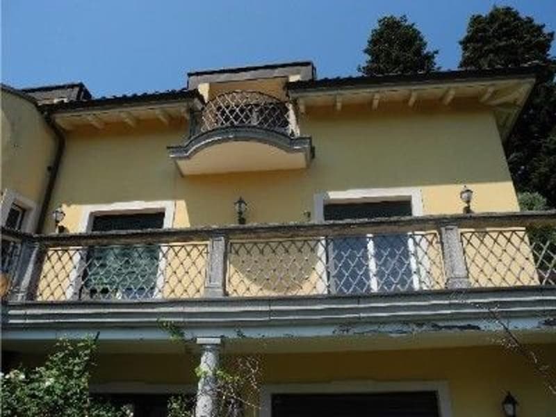 *Casa unifamiliare* (1)