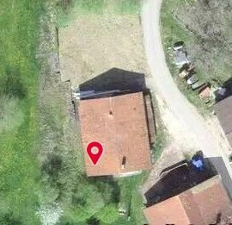 *Ancienne ferme avec partie habitation* (3)