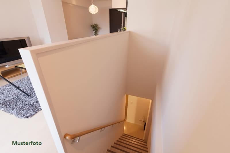 *Garten-Maisonette-Wohnung* (1)