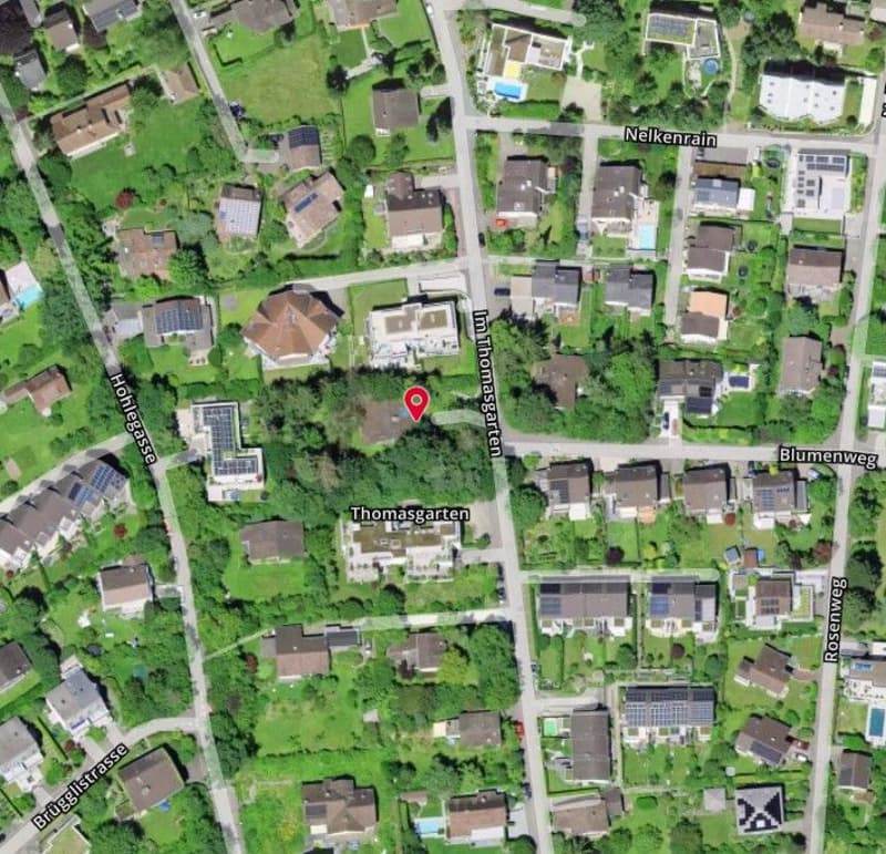 *Einfamilienhaus mit Baulandreserve* (4)