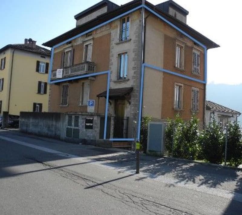 *Appartamento (1)