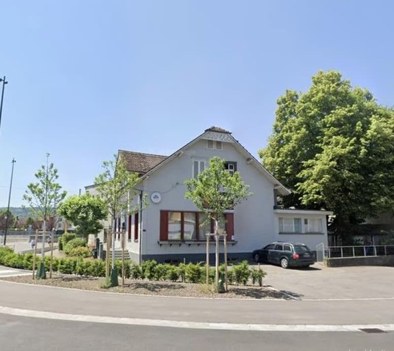 *Restaurant mit 6 Zimmern* (3)