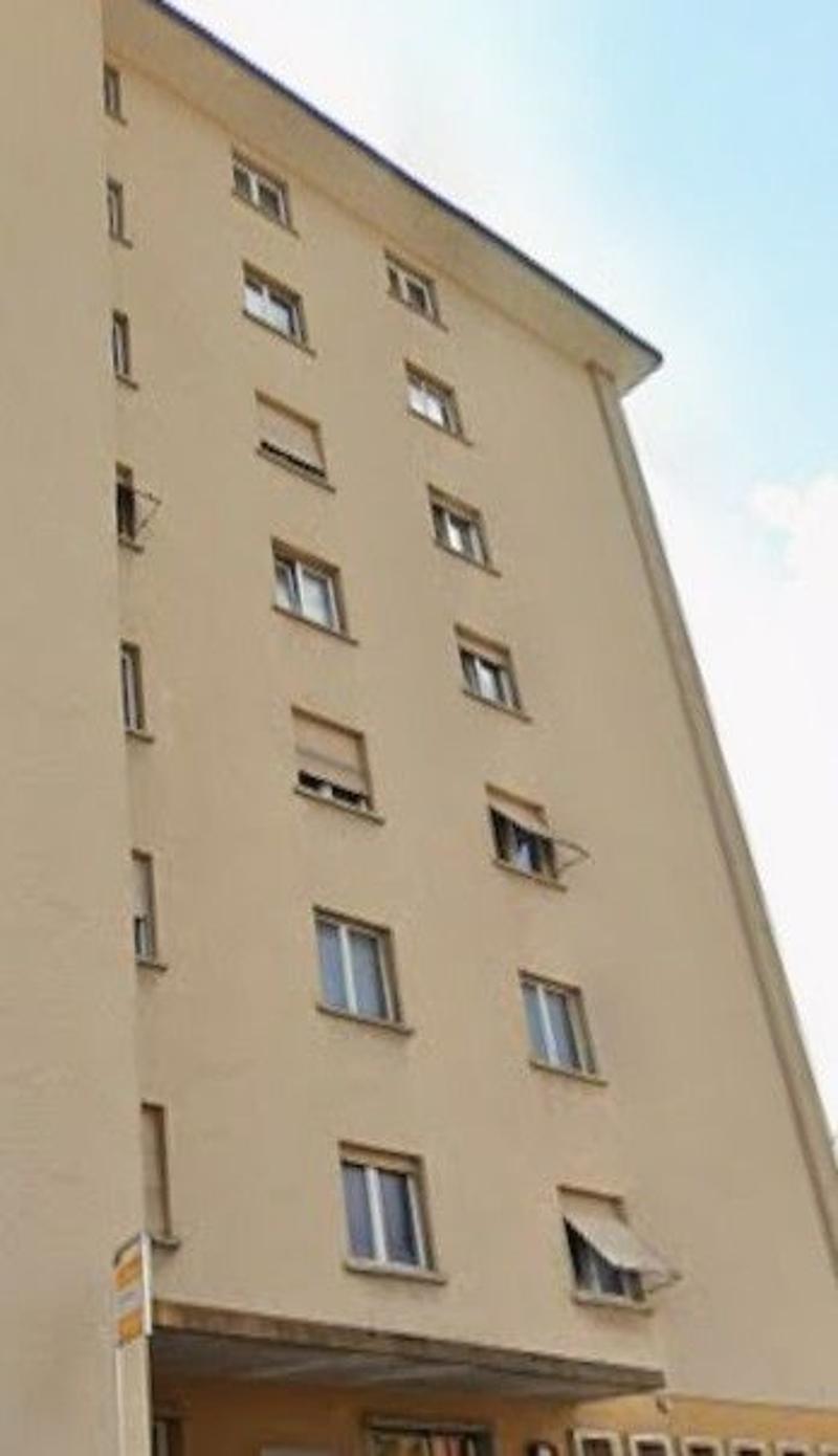 *Bâtiment mixte* (2)