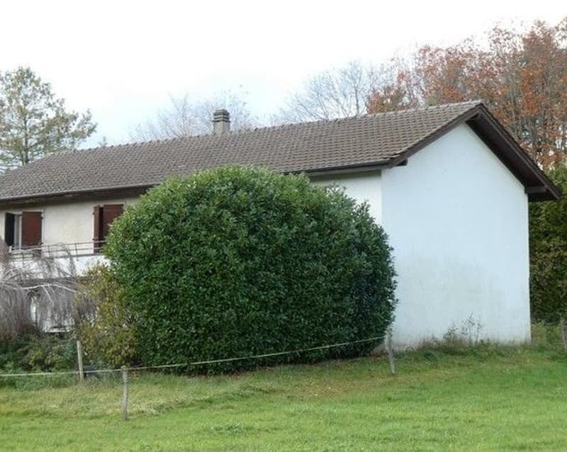 *Villa de 2 Appartements à Echichens* (2)