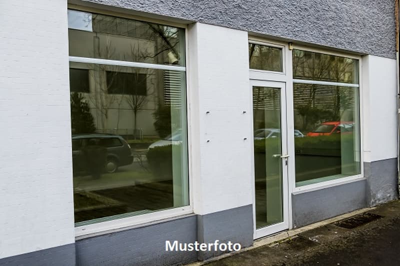 *Spazio commerciale* (1)