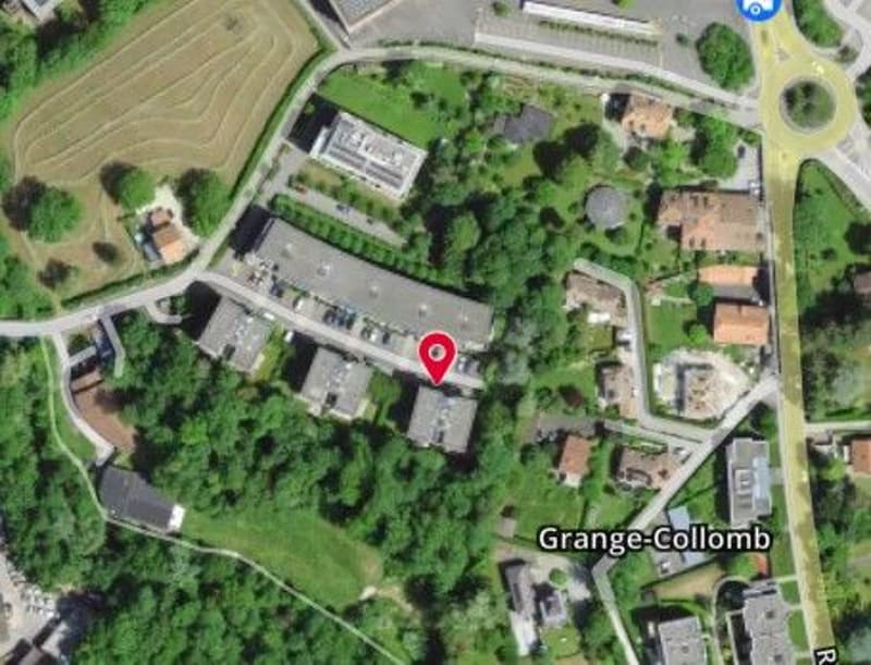*Appartement avec cave à vin et balcon* (2)