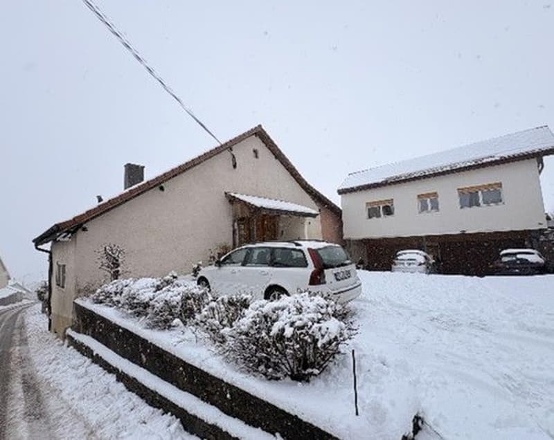 *Maison avec Jardin* (4)