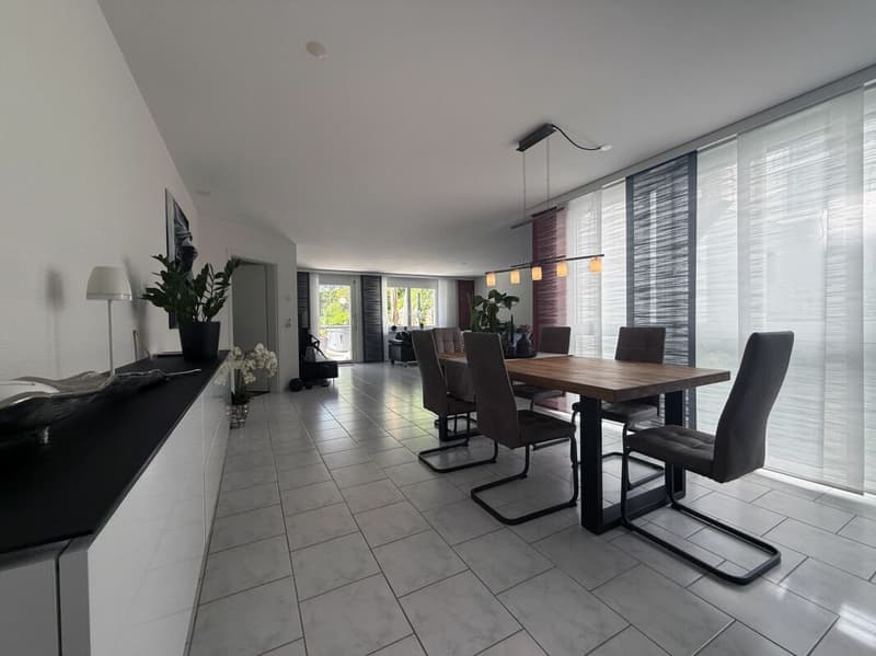 25-319 sehr gepflegte 4.5-Zimmer Gartenwohnung (6)