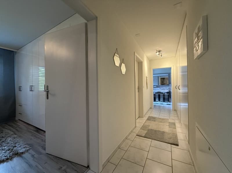 25-319 sehr gepflegte 4.5-Zimmer Gartenwohnung (8)