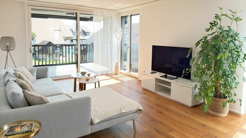 Moderne 3.5-Zimmer-Wohnung mit zwei Balkonen und herrlicher Weitsicht (2)