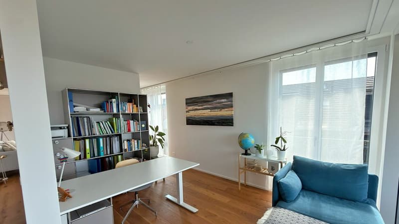 Moderne 3.5-Zimmer-Wohnung mit zwei Balkonen und herrlicher Weitsicht (8)