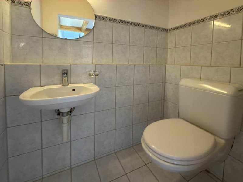 25-307 treniges und gemütliches 4.5-Zimmer Reiheneckhaus (11)