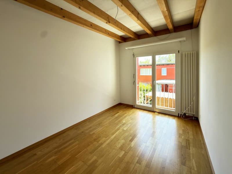 25-307 treniges und gemütliches 4.5-Zimmer Reiheneckhaus (8)