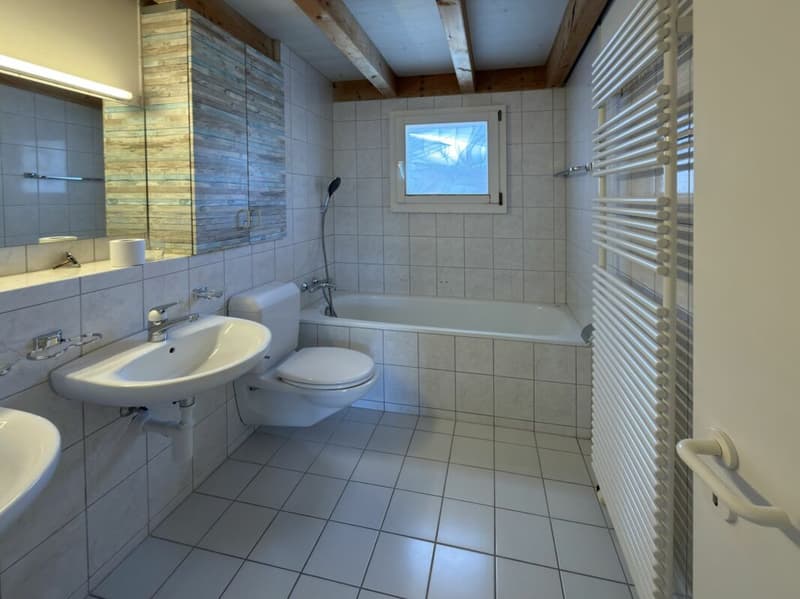 25-307 treniges und gemütliches 4.5-Zimmer Reiheneckhaus (10)