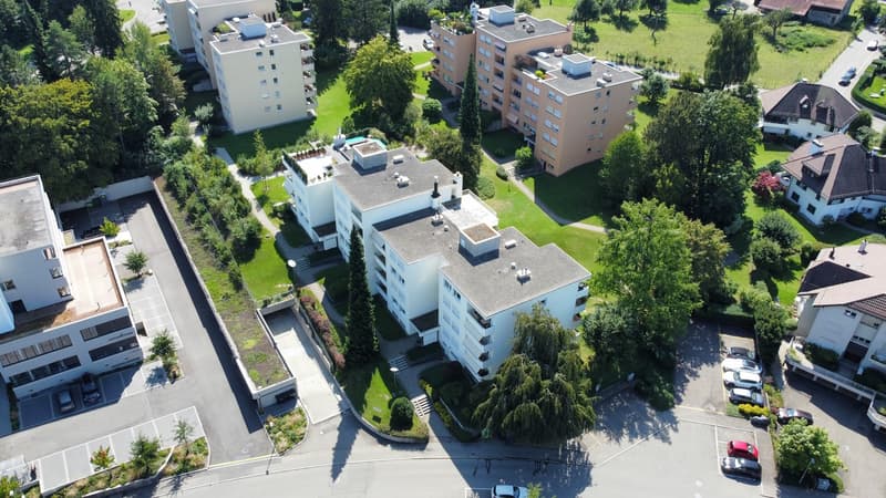 Aussenabstellplätze und Garagenplätze (1)