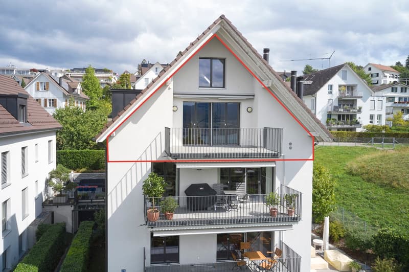 Einzigartige Dachwohnung mit Galerie und Weitblick über den Zürichsee (12)