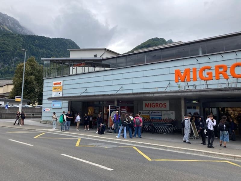 Grosszügige Gewerbefläche im Migros Center Niederurnen (2)