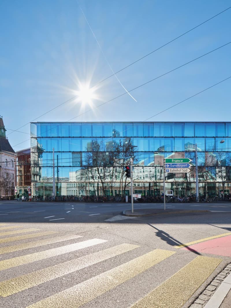 Einzigartige Architektur-Büroliegenschaft an einzigartigem Standort am Basler Bahnhof SBB (2)