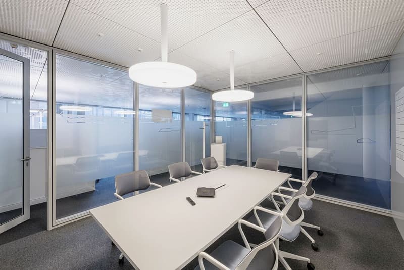 Superbes espaces de bureau dans l'immeuble de bureaux « RICHTIPLATZ » (5)