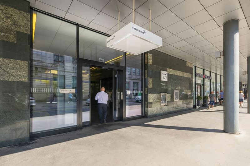 Espace de bureau prêt à être occupé dans un emplacement central-ville prominent (2)