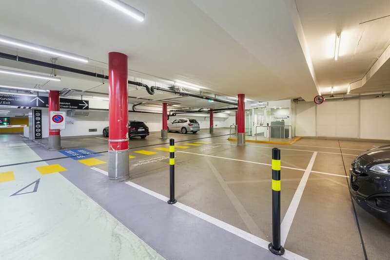 Espace de bureau prêt à être occupé dans un emplacement central-ville prominent (10)