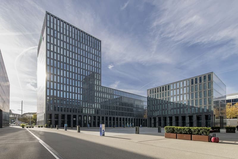 Espaces de bureau entièrement aménagés - utilisations intermédiaires possibles (9)