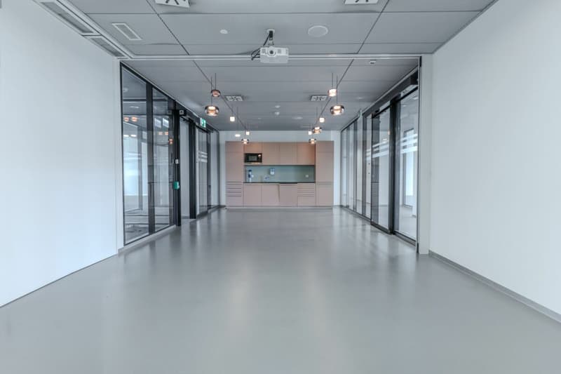 Ready-to-occupy office space in Stücki Business Park (6)