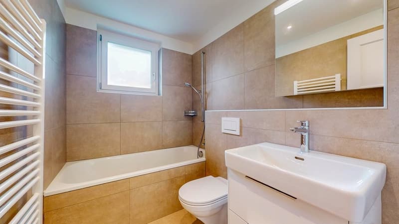 40103.02.0001-0402_35-Zimmerwohnung-in-Bern-Badezimmer_1432.JPG_P013566432.JPG