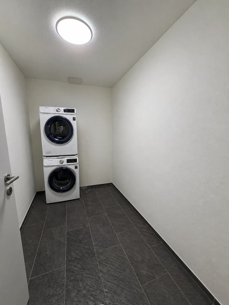 Moderne 3.5-Zimmer-Gartenwohnung an ruhiger Lage in Schwerzenbach (8)