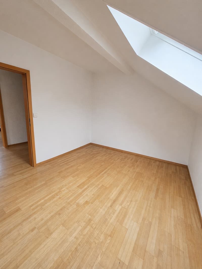 Traumhaft wohnen wie im Einfamlienhaushaus – 5.5 Zimmer mit Terrasse & eigenem Eingang (14)