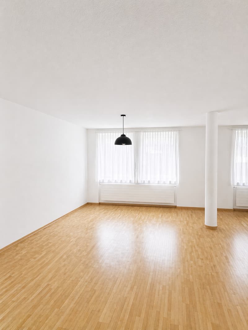 Traumhaft wohnen wie im Einfamlienhaushaus – 5.5 Zimmer mit Terrasse & eigenem Eingang (3)
