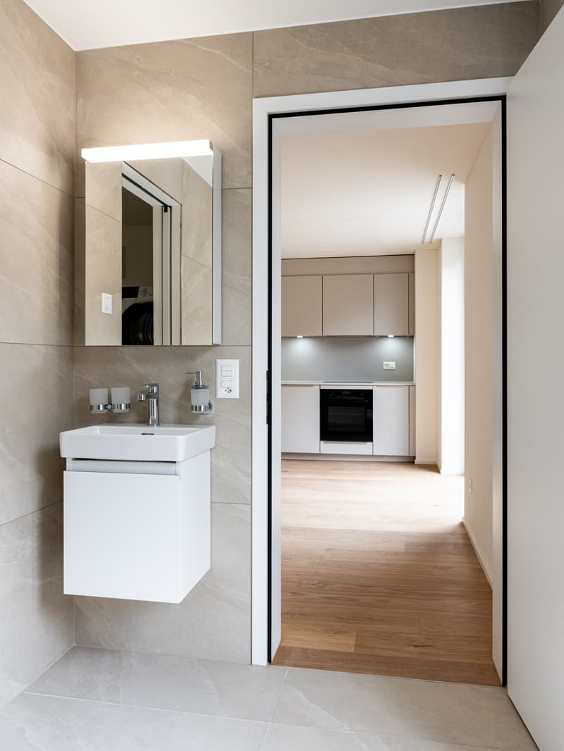 1-Zimmer-Wohnung mit grossem Reduit und Wäscheturm (8)
