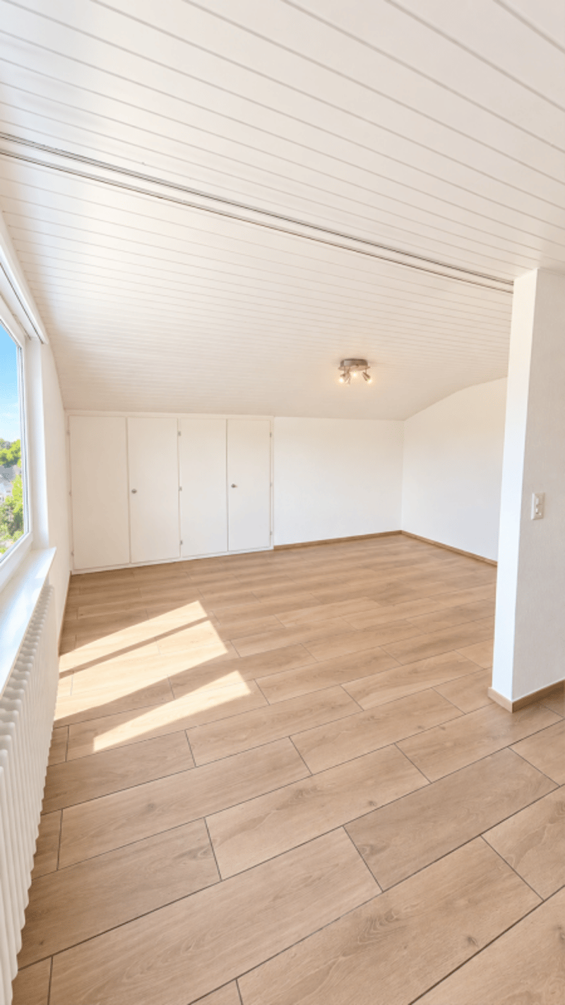 HELLE SANIERTE TOP-MODERNE 1.5 ZIMMERWOHNUNG! (4)