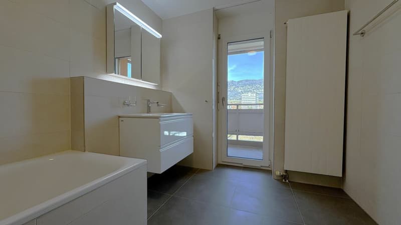 ERSTBEZUG 4.5-Zimmer-Wohnung 140 m2 - totalsaniert - 3 Balkone - ruhige Lage in Solothurn (4)