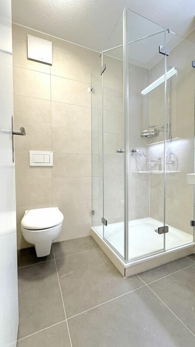 ERSTBEZUG 4.5-Zimmer-Wohnung 140 m2 - totalsaniert - 3 Balkone - ruhige Lage in Solothurn (12)