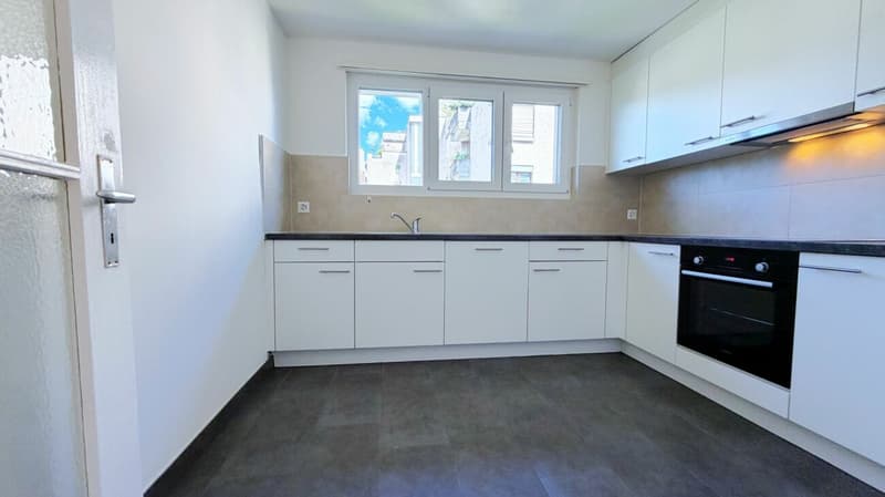 Appartement moderne de 3 pièces à Delémont - disponible immédiatement (6)