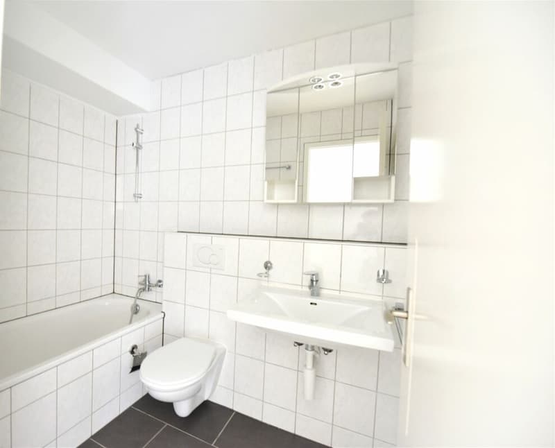 Bel appartement 4.5 pièces rénové avec vue à Delémont (3)