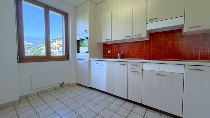 Eine sanierte und helle 3.5 Wohnung in einer  ruhiger Lage Solothurn (4)