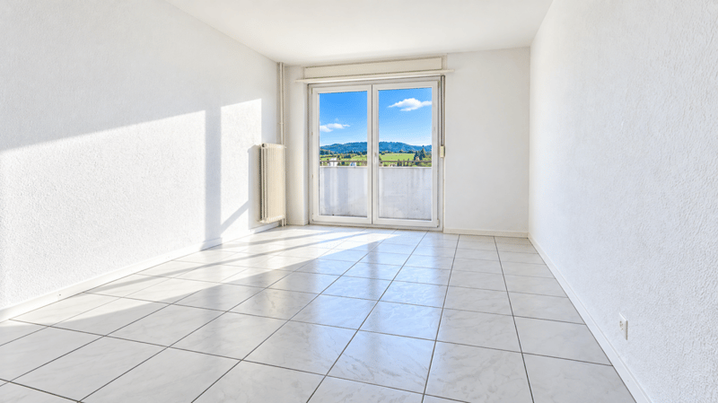 Magnifique 3.0 pièces avec 1 balcons, dont un très spacieux, et vue panoramique (3)
