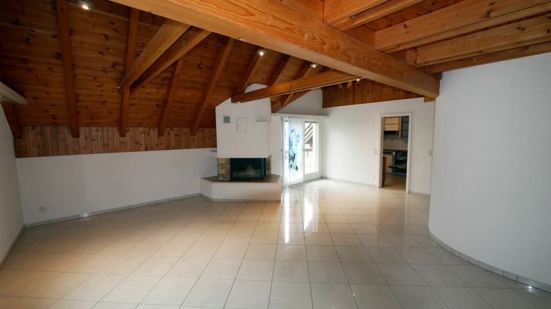 5.5 - Zimmer - Dachwohnung (Maisonette) (4)
