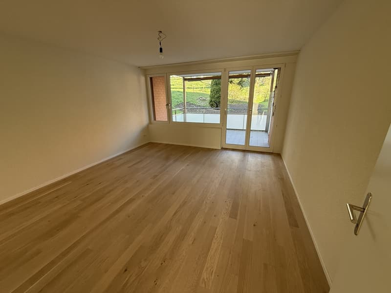 Kernsanierte 2.5-Zimmerwohnung im 2. OG rechts (8)