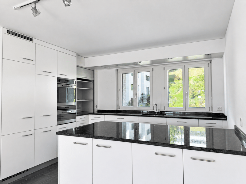 Grosszügige 4.5-Zimmer-Maisonette-Wohnung am Rosenberg (5)