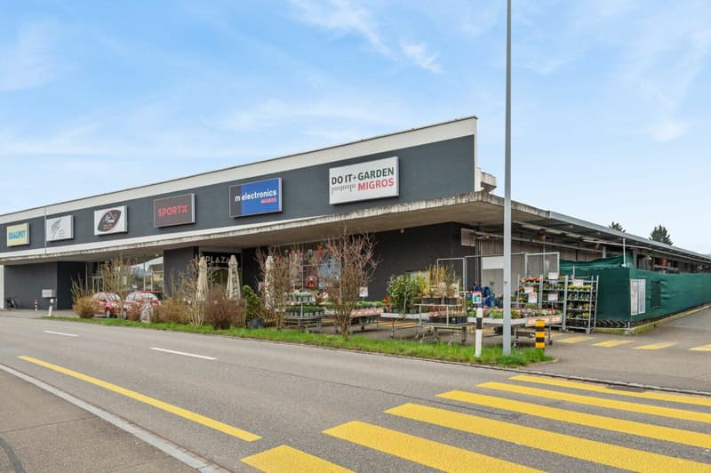 Espace de vente libre dans le Plaza Shopping Bremgarten (8)
