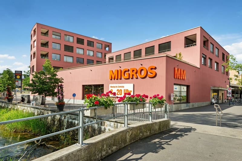 Grosszügige Gewerbefläche im Zentrum Oberdorf, Seite an Seite mit Migros und Lidl (1)
