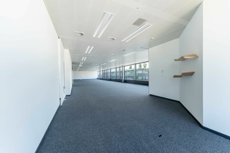 Surface administrative de 292 m² au 4? étage - grands plateaux de bureaux lumineux et modulables (4)
